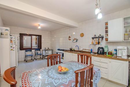 Casa à venda com 274m², 3 quartos e 3 vagas