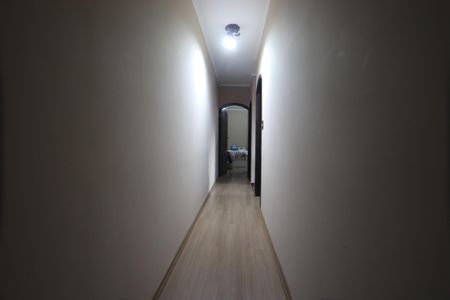 Casa à venda com 125m², 3 quartos e 3 vagasCorredor