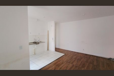 Sala de apartamento para alugar com 2 quartos, 48m² em Jardim Europa, Suzano