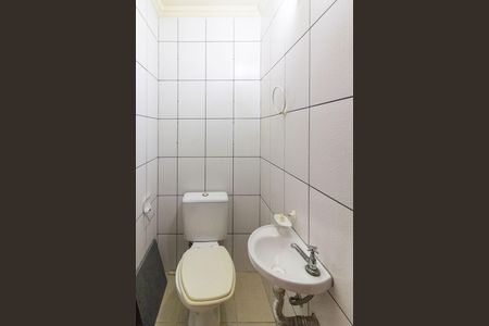 Casa para alugar com 140m², 3 quartos e 4 vagas Casa para alugar com 140m², 3 quartos e 4 vagasBanheiro de Serviço