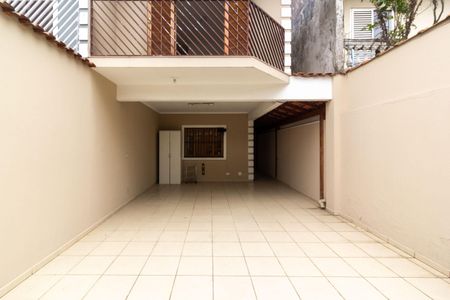 Casa para alugar com 140m², 3 quartos e 4 vagas Casa para alugar com 140m², 3 quartos e 4 vagasGaragem