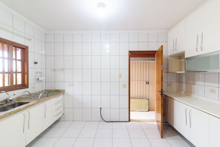Casa para alugar com 140m², 3 quartos e 4 vagas Casa para alugar com 140m², 3 quartos e 4 vagasCozinha