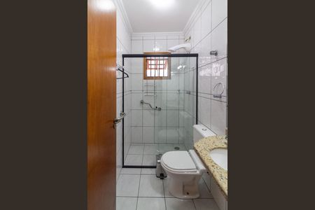 Casa para alugar com 140m², 3 quartos e 4 vagas Casa para alugar com 140m², 3 quartos e 4 vagasBanheiro Social