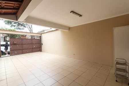 Casa para alugar com 140m², 3 quartos e 4 vagas Casa para alugar com 140m², 3 quartos e 4 vagasGaragem