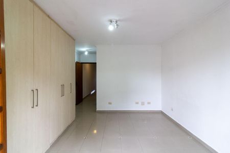 Casa para alugar com 140m², 3 quartos e 4 vagas Casa para alugar com 140m², 3 quartos e 4 vagasQuarto 1 - Suíte