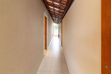 Casa para alugar com 140m², 3 quartos e 4 vagas Casa para alugar com 140m², 3 quartos e 4 vagasCorredor
