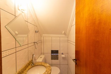 Casa para alugar com 140m², 3 quartos e 4 vagas Casa para alugar com 140m², 3 quartos e 4 vagasLavabo