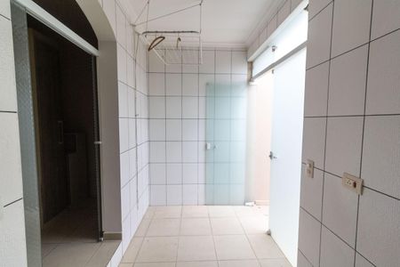 Casa para alugar com 140m², 3 quartos e 4 vagas Casa para alugar com 140m², 3 quartos e 4 vagasÁrea de Serviço