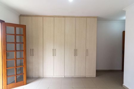 Casa para alugar com 140m², 3 quartos e 4 vagas Casa para alugar com 140m², 3 quartos e 4 vagasQuarto 1 - Suíte