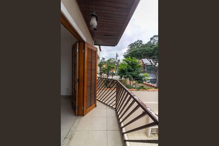 Casa para alugar com 140m², 3 quartos e 4 vagas Casa para alugar com 140m², 3 quartos e 4 vagasVaranda Quarto 1 - Suíte