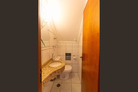 Casa para alugar com 140m², 3 quartos e 4 vagas Casa para alugar com 140m², 3 quartos e 4 vagasLavabo
