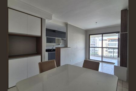 Apartamento para alugar com 69m², 2 quartos e 1 vaga