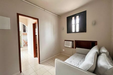 Sala  de apartamento para alugar com 1 quarto, 39m² em Jardim Botânico, Rio de Janeiro