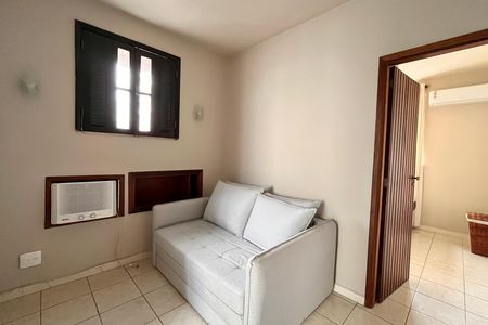 Sala  de apartamento para alugar com 1 quarto, 39m² em Jardim Botânico, Rio de Janeiro
