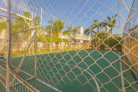 Casa de condomínio à venda com 89m², 3 quartos e 2 vagas Casa de condomínio à venda com 89m², 3 quartos e 2 vagasQuadra Esportiva