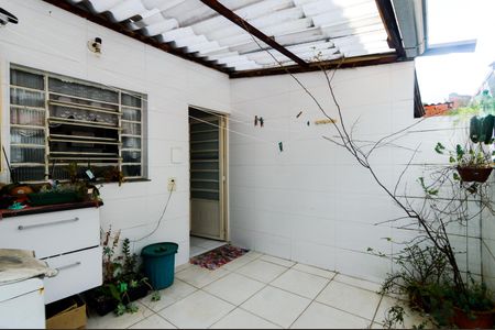 Casa de condomínio para alugar com 55m², 2 quartos e 2 vagasÁrea de Serviço
