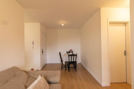Apartamento à venda com 52m², 2 quartos e 1 vaga Apartamento à venda com 52m², 2 quartos e 1 vagaSala