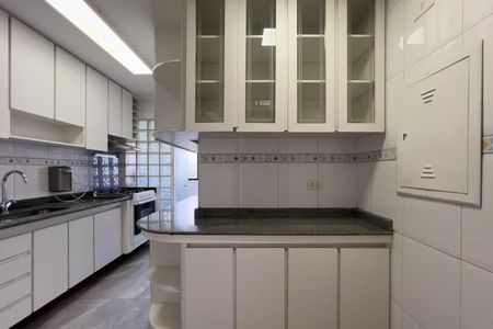 Apartamento para alugar com 87m², 2 quartos e 2 vagasCozinha e área de serviço
