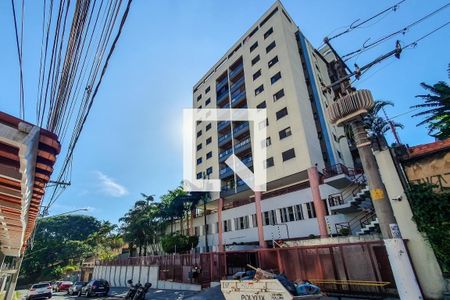 Apartamento para alugar com 87m², 2 quartos e 2 vagasFachada