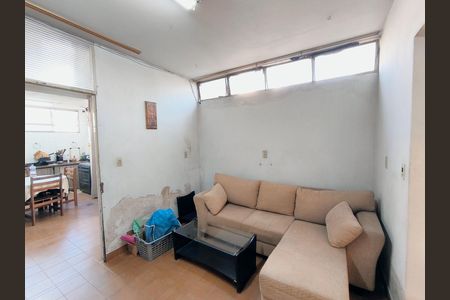 Casa para alugar com 500m², 3 quartos e 2 vagasSala de TV