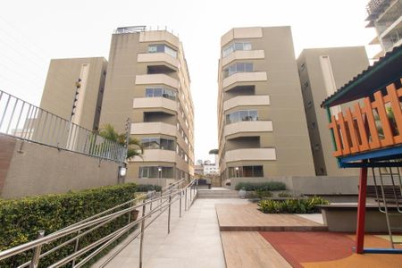Apartamento à venda com 133m², 3 quartos e 1 vagaÁrea externa