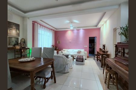 Sala de casa à venda com 6 quartos, 283m² em Tijuca, Rio de Janeiro