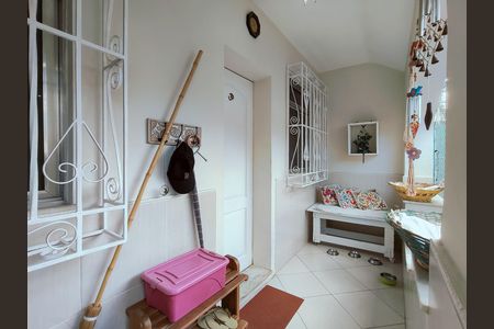Casa à venda com 283m², 6 quartos e 1 vagaEntrada