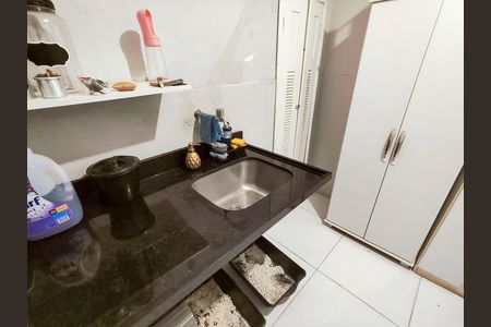 Casa à venda com 283m², 6 quartos e 1 vagaÁrea de Serviço