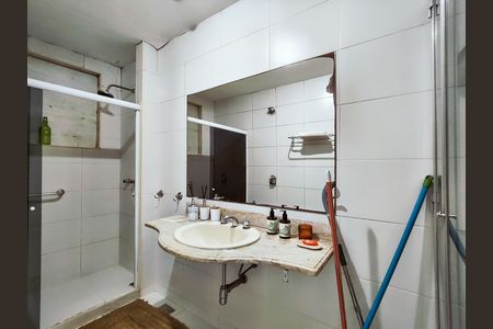 Casa à venda com 283m², 6 quartos e 1 vagaBanheiro Corredor