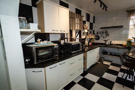 Casa à venda com 80m², 3 quartos e 2 vagasCozinha