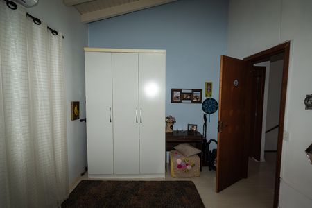 Casa à venda com 80m², 3 quartos e 2 vagasQuarto 1