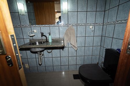 Casa à venda com 80m², 3 quartos e 2 vagasLavabo