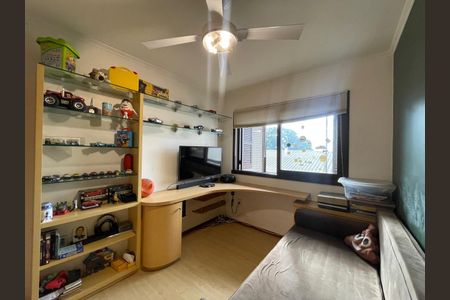 Apartamento à venda com 137m², 3 quartos e 2 vagas Apartamento à venda com 137m², 3 quartos e 2 vagasQuarto