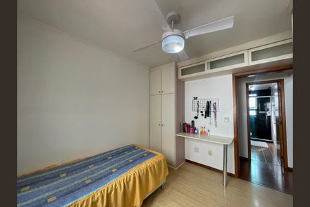 Apartamento à venda com 137m², 3 quartos e 2 vagas Apartamento à venda com 137m², 3 quartos e 2 vagasQuarto 2