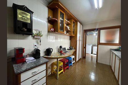 Apartamento à venda com 137m², 3 quartos e 2 vagas Apartamento à venda com 137m², 3 quartos e 2 vagasCozinha