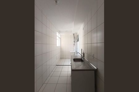 Apartamento para alugar com 42m², 2 quartos e sem vaga Apartamento para alugar com 42m², 2 quartos e sem vagaCozinha e Área de Serviço