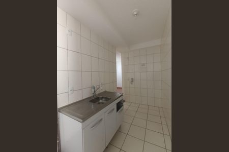Apartamento para alugar com 42m², 2 quartos e sem vaga Apartamento para alugar com 42m², 2 quartos e sem vagaCozinha e Área de Serviço