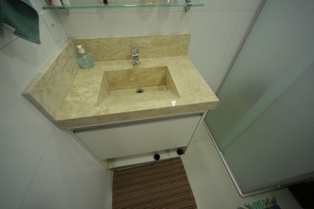 Apartamento à venda com 82m², 3 quartos e 2 vagasBanheiro Social 