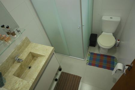 Apartamento à venda com 82m², 3 quartos e 2 vagasBanheiro Social 