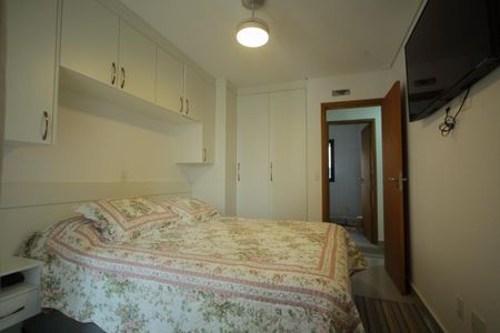 Apartamento à venda com 82m², 3 quartos e 2 vagasSuíte 