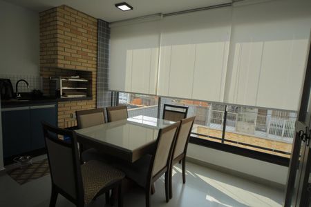 Apartamento à venda com 82m², 3 quartos e 2 vagasSala/cozinha - Living 