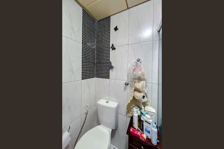Apartamento à venda com 75m², 2 quartos e sem vaga Apartamento à venda com 75m², 2 quartos e sem vagaBanheiro