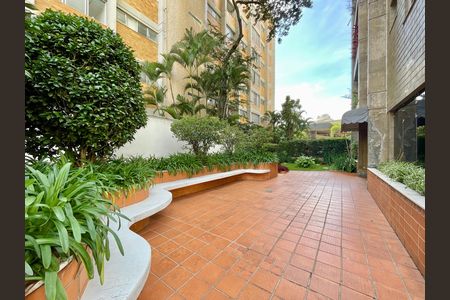 Apartamento à venda com 198m², 4 quartos e 3 vagas