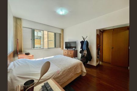 Apartamento à venda com 198m², 4 quartos e 3 vagas