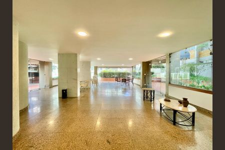 Apartamento à venda com 198m², 4 quartos e 3 vagas