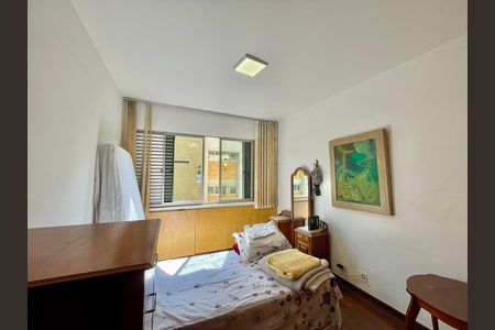 Apartamento à venda com 198m², 4 quartos e 3 vagas