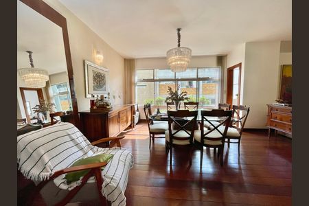 Apartamento à venda com 198m², 4 quartos e 3 vagas