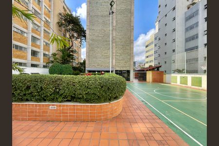 Apartamento à venda com 198m², 4 quartos e 3 vagas