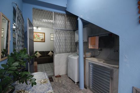Casa à venda com 103m², 3 quartos e 1 vagaÁrea de Serviço
