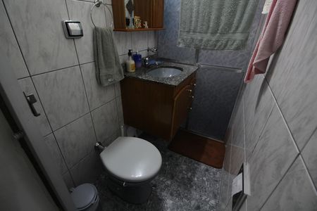 Casa à venda com 103m², 3 quartos e 1 vagaBanheiro Social 2